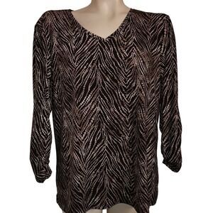 Chicos Easywear Brown Chevron Dot Print V-Neck Long Sleeve Top Size 2 L